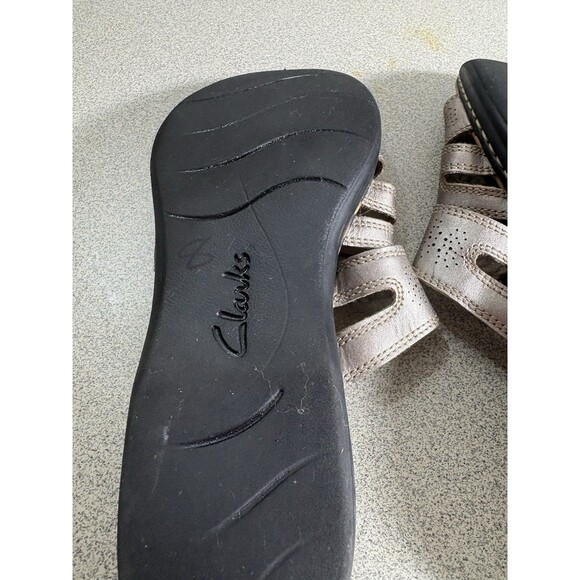 Clark's Leisa Pewter Sandals US 9.5 M Unique Button Detail On Straps - Picture 5 of 7